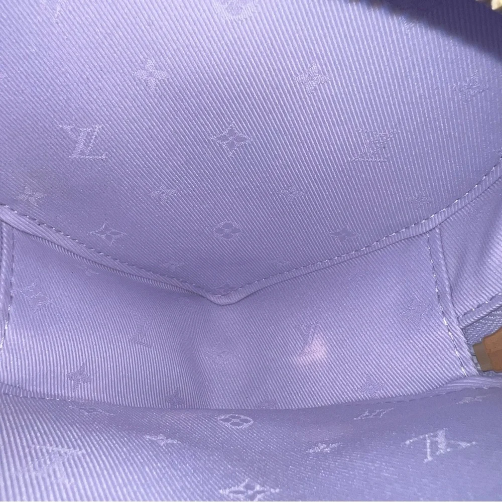 Louis Vuitton Pop My Heart Pouch In Lilac